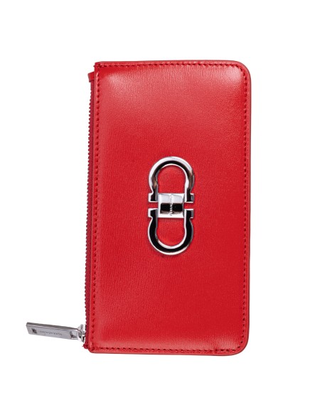 Shop SALVATORE FERRAGAMO  Portacarte: Salvatore Ferragamo porta carte di credito "Gancini".
Fessure posteriori e tasca zippata sul bordo.
Davanti decorato da un duplice Gancini con placca centrale squadrata e personalizzata.
1 slot per carte, 6 slot per carte esterni, 1 scomparto.
Dimensioni: Altezza 9.0 CM  Lunghezza 15.0 CM  Profondità 1.0 CM.
Composizione: vitello palmellato.
Made in Italy.. 220629 PORTACARTE-770867